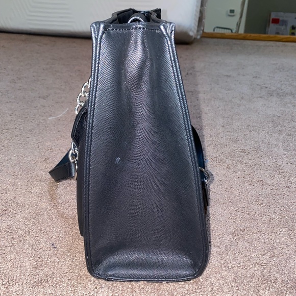 Handbag - Picture 5 of 7